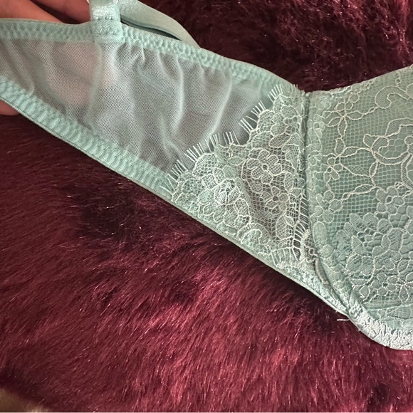 Victoria's Secret Dream Angels Push-Up Aqua Lace Bra 34C - Picture 6 of 6